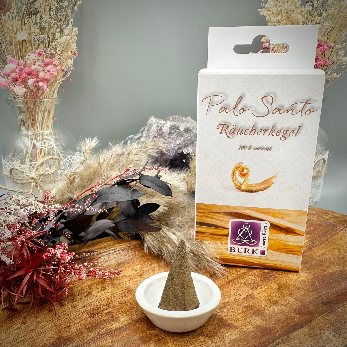 Räucherpyramide Palo Santo mit Kegelhalter