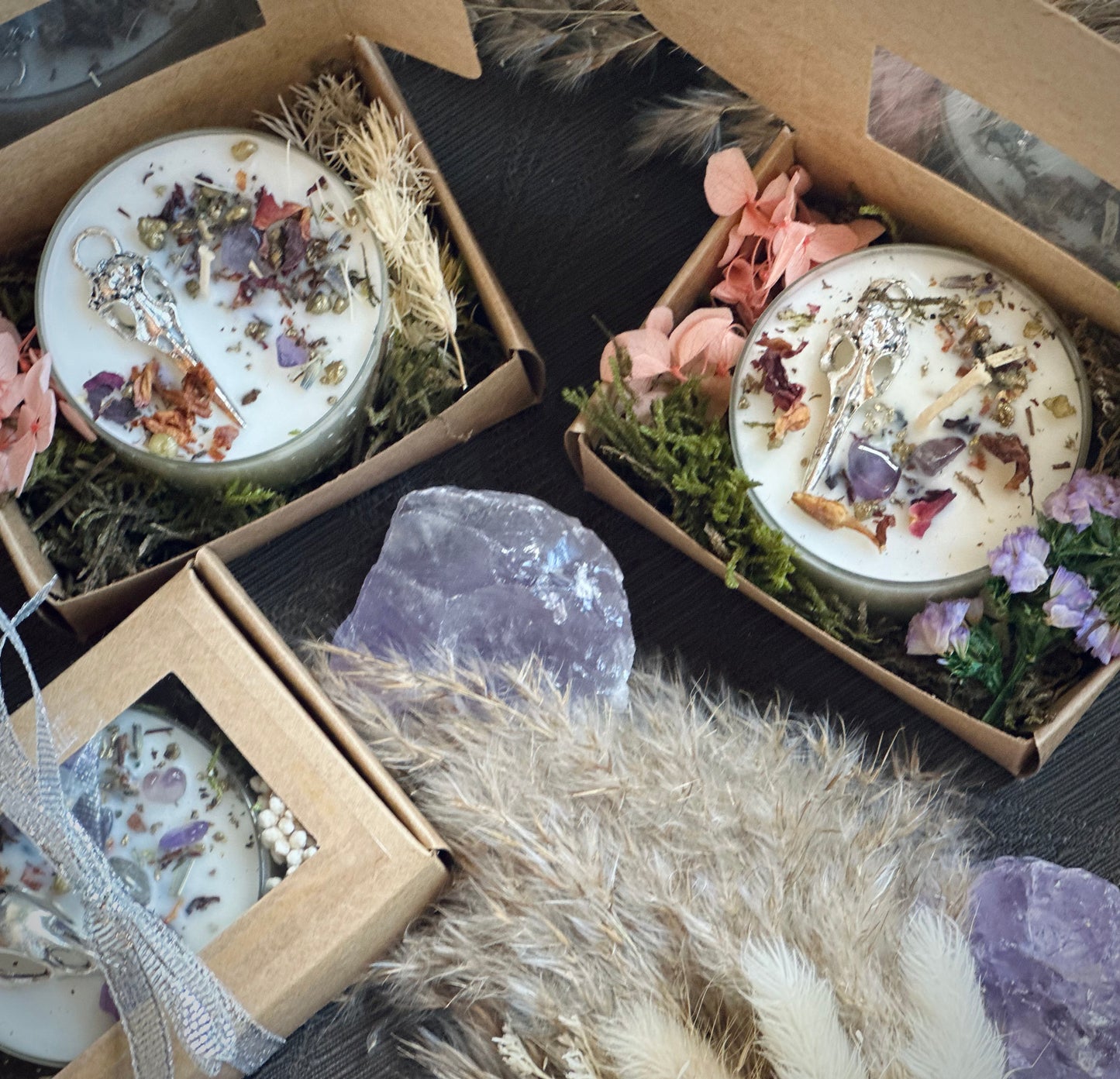 Kristall Amethyst Teelicht „Magic- Love“ Muttertags- Special in Geschenkbox mit Moos und Blüten
