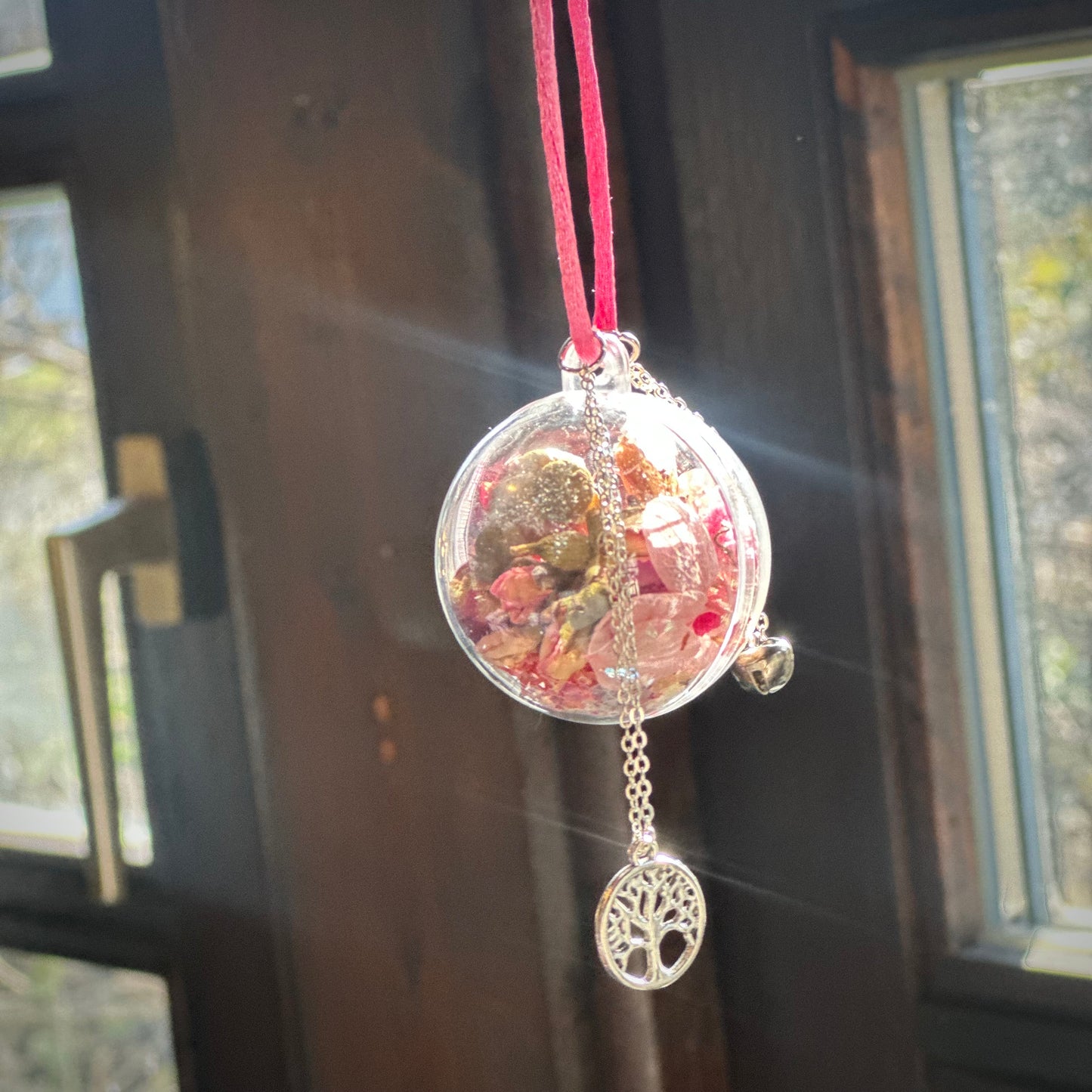 Witch Ball „Flower Magic“ – Sonnenfänger