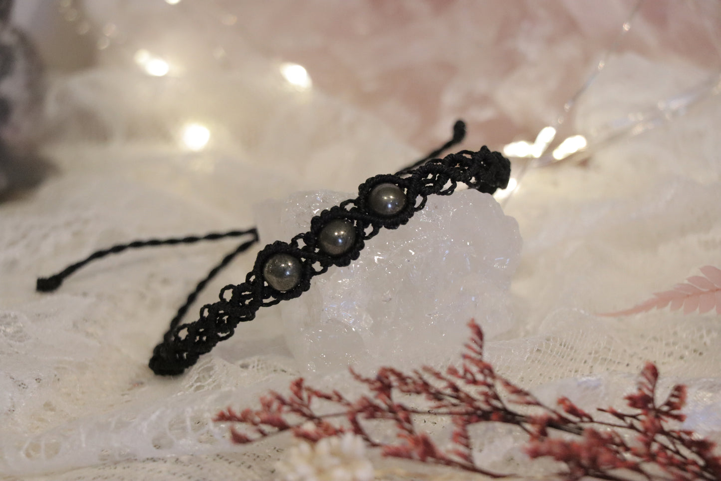 Pyrit Makramee Armband „Money Me“ Chenoas Zaubergarten