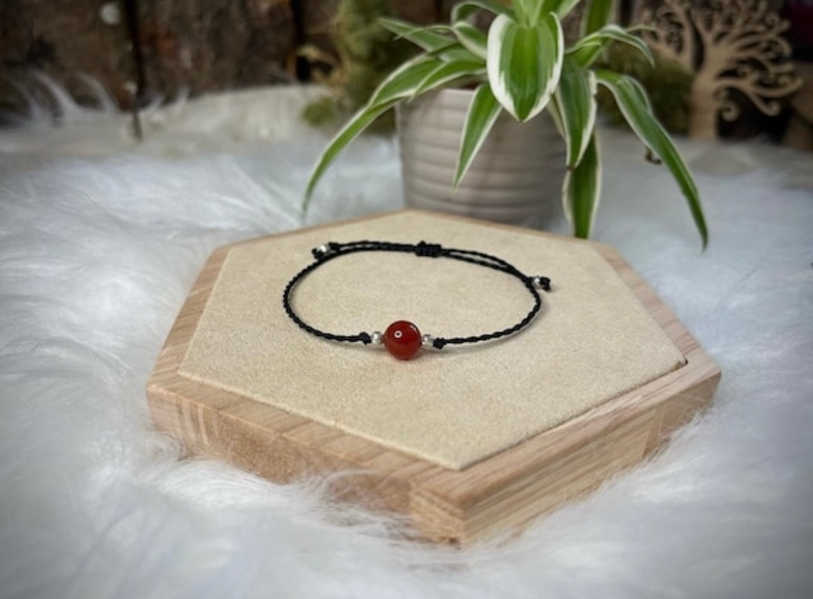 Perlenarmband oder Fußkettchen - Karneol, Sodalith, Lavastein, Schneeflocken Obsidian - Chenoas Zaubergarten