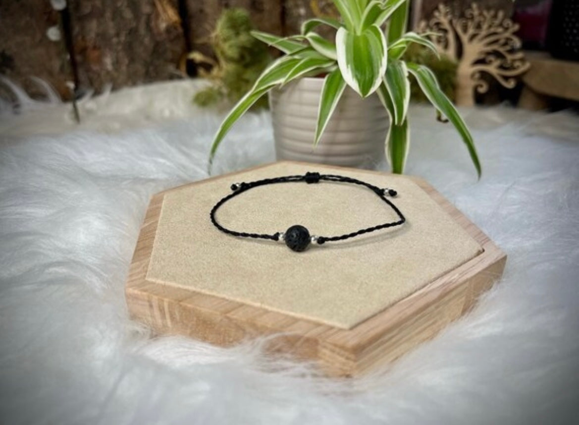 Perlenarmband oder Fußkettchen - Karneol, Sodalith, Lavastein, Schneeflocken Obsidian - Chenoas Zaubergarten