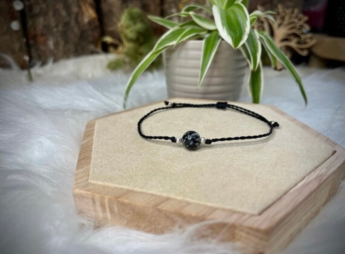 Perlenarmband oder Fußkettchen - Karneol, Sodalith, Lavastein, Schneeflocken Obsidian - Chenoas Zaubergarten