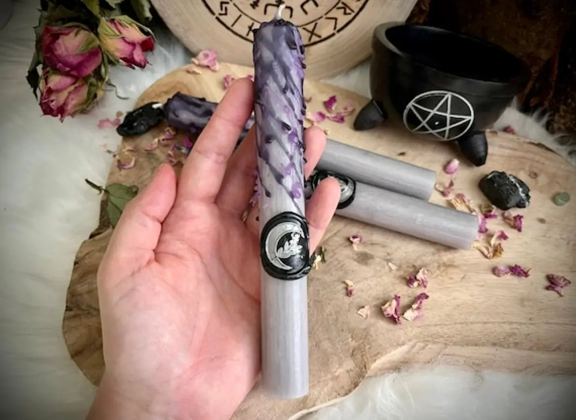 Witchy Kerze Mondgöttin „Hekate“ - Chenoas Zaubergarten