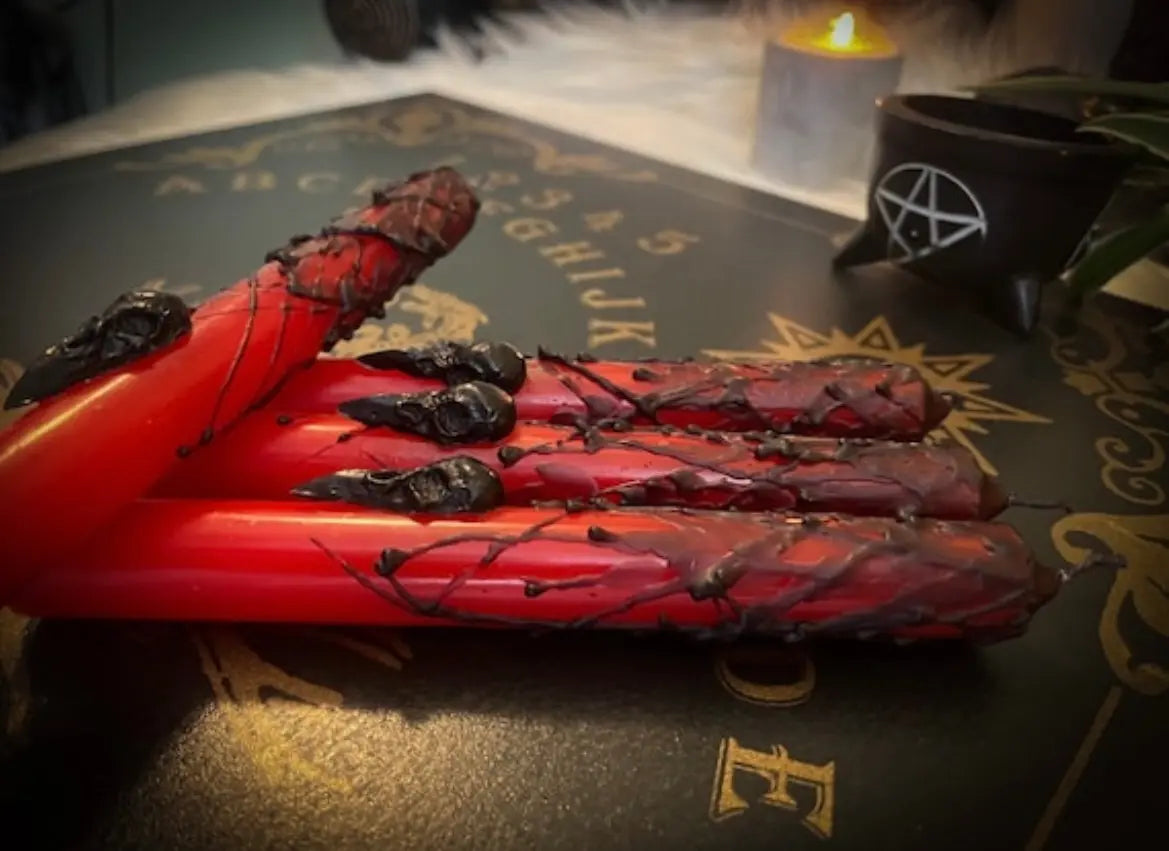 Witchy Kerze „Lilith“ - Chenoas Zaubergarten 