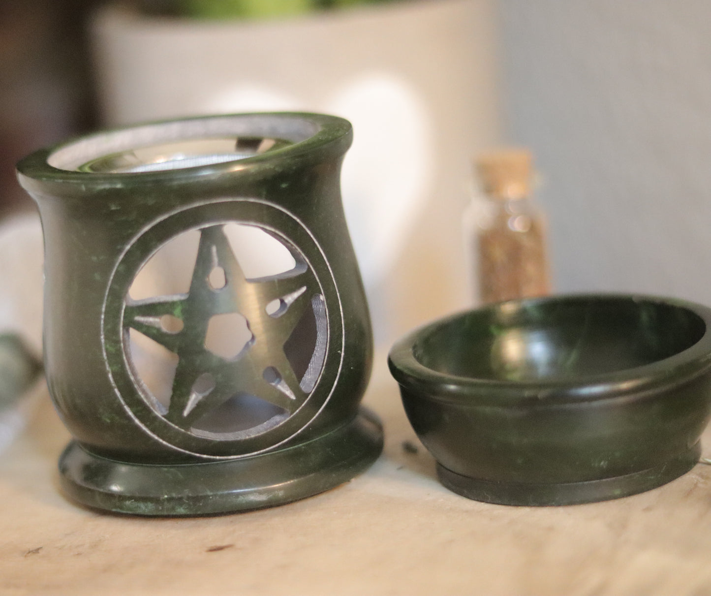 Siebgefäß und Aromalampe in Einem - Pentagramm Chenoas Zaubergarten