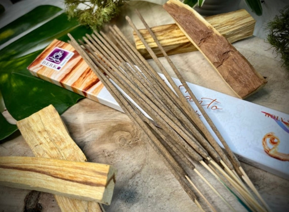 Räucherstäbchen „Palo Santo“ - heiliges Holz, 100% natürlich! - Chenoas Zaubergarten