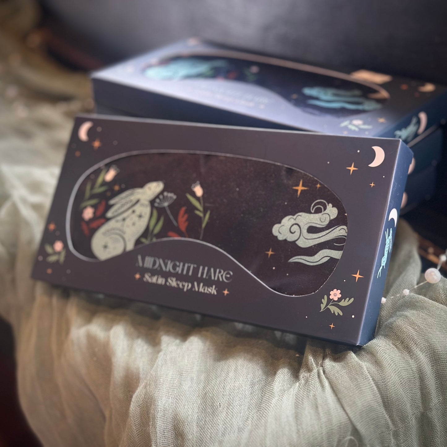 🌙 Midnight Hare – Satin Schlafmaske