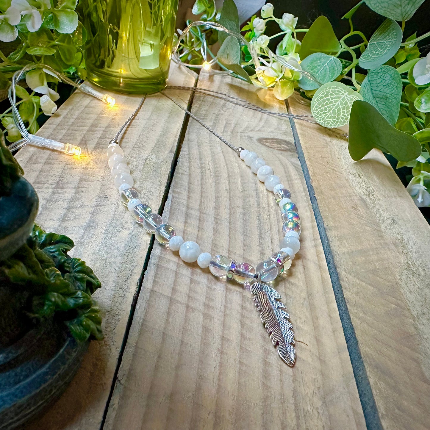 ✨ Makramee Kette mit Mondstein & Angel Aura Bergkristall ✨