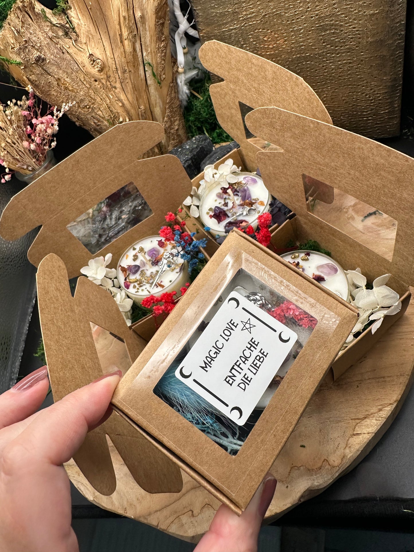Kristall Amethyst Teelicht „Magic- Love“ Special in Geschenkbox mit Moos und Blüten