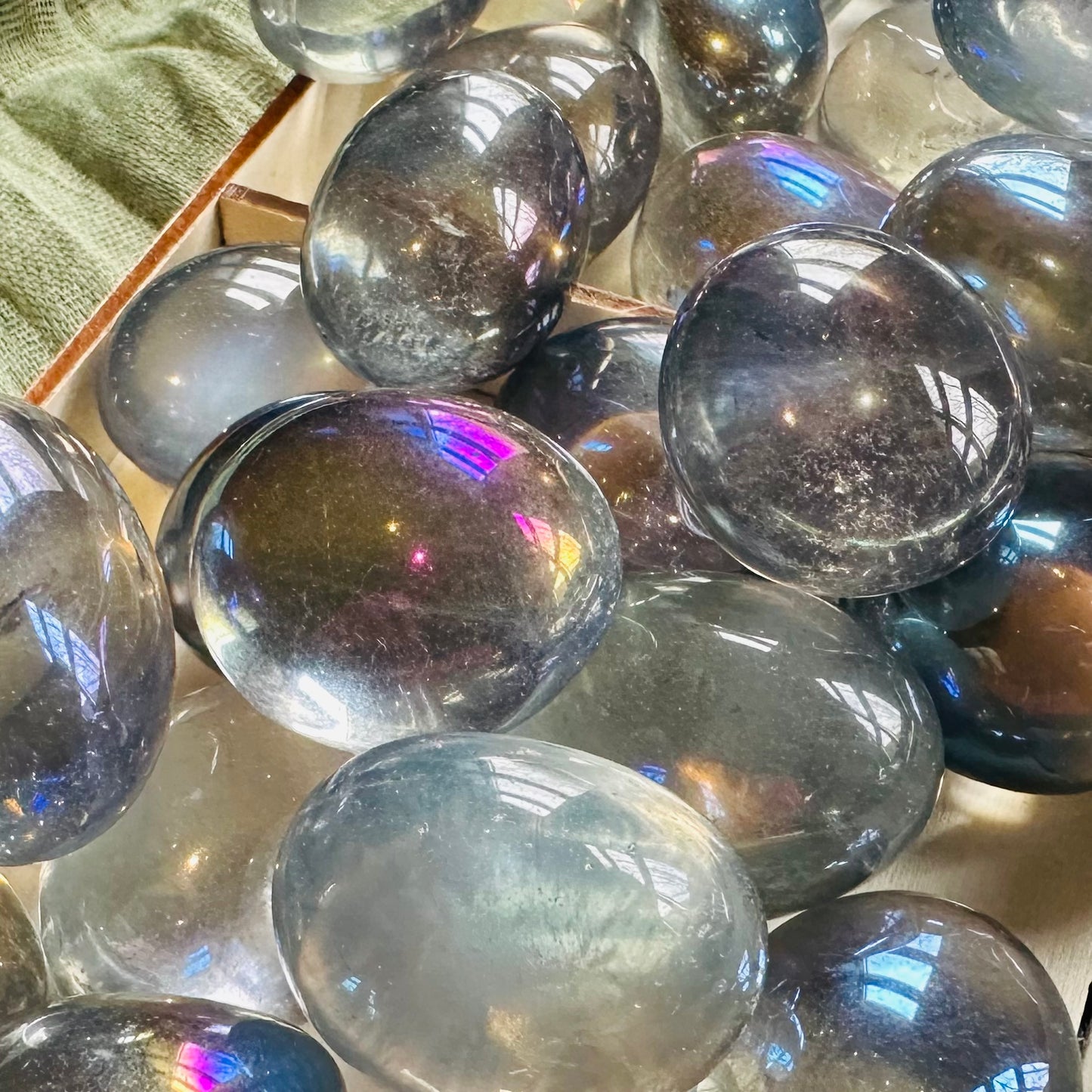 Angel Aura Bergkristall – Trommelstein