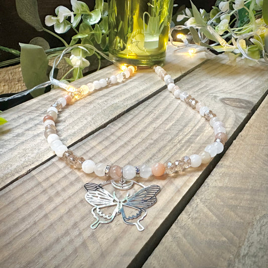 ✨ Mondstein-Kette mit Schmetterling ✨- UNIKAT
